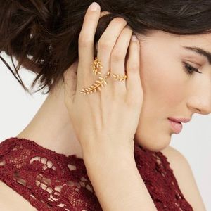 Baublebar Peacemaker ring